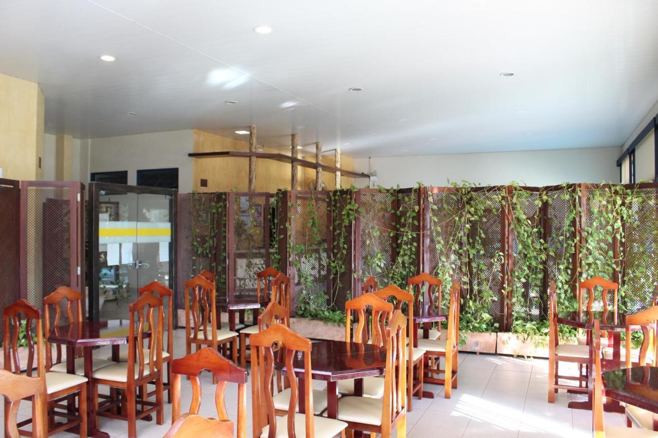 Grandes Lagos Park Hotel Jales 外观 照片